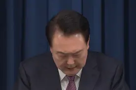 一觉醒来韩国变天，尹锡悦“政变”未遂即将下台，拜登一脸懵逼图片