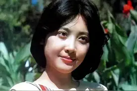 朱琳饰演的《西游记》女儿国国王柔情温润，一颦一笑顾盼生神。图片