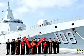 055B型驱逐舰，排水量1.85万吨，解放军海军，需要多少艘？图片
