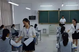 江苏考生用了一下橡皮，监考老师直接叫来武警，一查多人被判刑图片