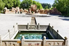 今天我们在酒泉市内一日游，游了两个景点图片