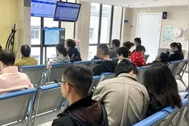 健康不打烊，上海市第十人民医院周日开诊图片