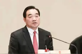 又一落马！徐州市委原书记周铁根被查，徐州变样，到处都乌烟瘴气图片