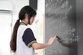 数学达人姜萍引发“夺人”枭雄大战，各路高校火力全开！图片