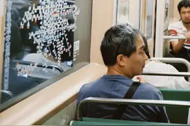 上世纪六十年代的地铁什么样？这趟“时光列车”途经海淀——图片