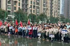 警校联动，筑牢学生安全防线图片