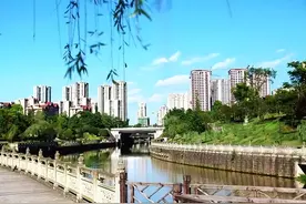 荣昌区委书记高洪波：发挥金融“活水”作用 赋能地方经济发展图片