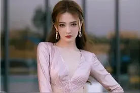 中国演艺圈身材最好的10位女明星，你以为还是柳岩嘛！图片