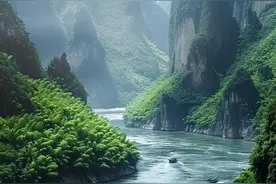 《邻居美女的诱惑》图片