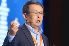 看看你的身边有多少“砖家”！巧舌如簧赚大钱！图片