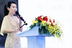 我90后，作为双语主持人游历多国，看到了明星不为人知的一面图片