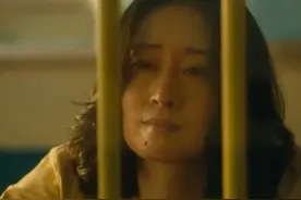 《余烬之上》大结局上演农夫与蛇！戚美华死不悔改，最狠的是戚夏图片