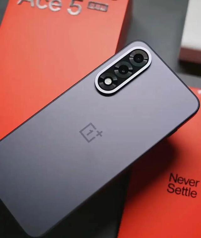 OPPO系这3款降到位了：16GB+512GB最低两千出头，用四年都不慌