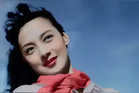 颜值不输王晓棠，看完王丹凤20岁到94岁的照片，才知道她美了一生图片