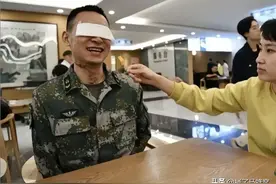 军嫂王静为爱辞去铁饭碗，细心照顾随军丈夫杜富国度过难关！图片