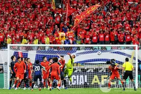 「图集」世预赛18强赛，中国队1∶3憾负日本队图片