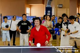 换种身份延续热爱 世界冠军郑敏之用乒乓播撒真情图片