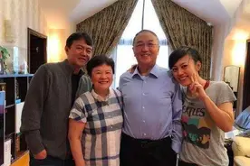 柳传志一家人：全家无人移居海外，儿子46岁才结婚，女儿39岁离婚图片