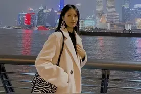 我00后女生，月薪两万，裸辞环游世界，被英国富豪邀请到家里做客图片