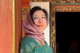 北京美女嫁小19岁南亚僧人，卖北京房子花500万建寺庙，如今怎样图片