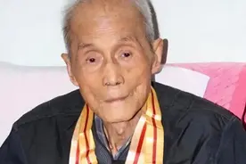 震撼揭秘：江苏百岁老人竟是特科精英，60年后身份曝光图片