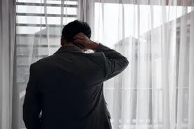 没有犯罪前科为何隐瞒十几年的经历？追查！｜今晚九点半图片