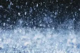 降温又降雨，成都发布大风蓝色预警信号→图片