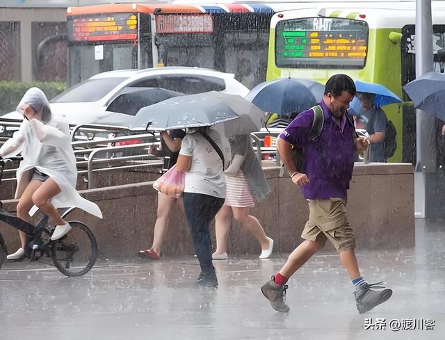 国外修巨型下水道，中国为啥不照抄？造价高得惊人，别盲目崇外