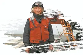 作为机务兵，他见证了一批批“飞鲨”勇士的高光时刻图片