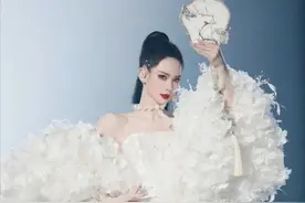 惊呆了！戚薇是方文山的徒弟！图片