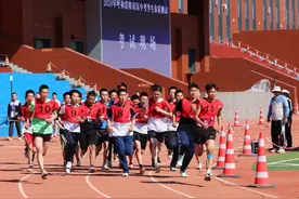 看现场！2024年呼和浩特市区中考学生体质测试进行时！图片