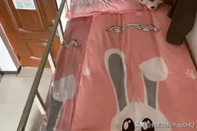 笑不活了！大一男生吐槽妈妈给买的被褥，网友一个比一个搞笑图片