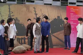 沉浸式音乐剧《国之当歌》校园版在张江艺术公园唱响图片
