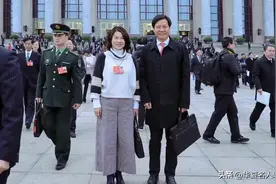 小米雷军女儿叫什么名字图片