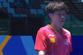 4-0！王楚钦不用算分：世界杯大头出线！现场球迷助威声此起彼伏图片