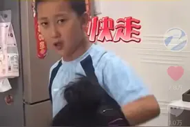 笑麻了，男孩请女同学家里做客体贴入微上热搜！评论区笑不活图片