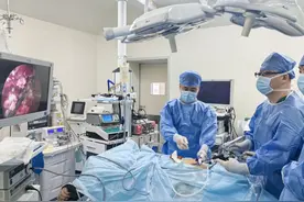 零缺血、免缝合！黑龙江省医院成功实施高难度肾脏肿瘤切除手术图片
