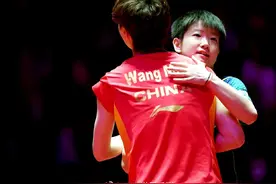 孙颖莎王曼昱会师决赛！天才感VS拼搏感，球友们更看好谁？国球汇图片