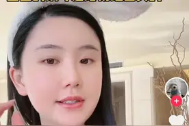 白月光最难忘？分手26年，赖文峰无法忘记杨钰莹，家里留她的钢琴图片