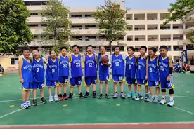 雨城区实验小学教育集团康藏路校区举行2024年“春芽杯”篮球联赛颁奖仪式图片