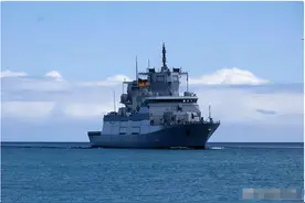 太丢脸！德国海军2.8万吨舰队穿越台湾海峡，被两岸军舰同时监视图片