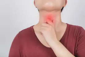 嗓子有异物感，咳不出咽不下，是怎么回事？图片
