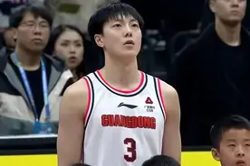朱总精打细算！广东完成注册！顶薪一名！总薪资顶不上周琦一人！图片