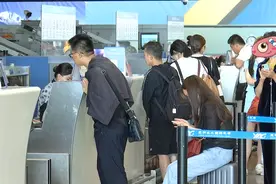 明起，多家航司扩大客票免费退改范围！具体规则→图片