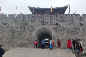 三亚崖城一游，游古城，赏三角梅花海，美不胜收，不虚此行图片