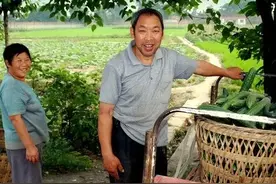 92年表弟没了，我养表侄13年，弟媳上门认亲，表侄的决定我泪目了图片