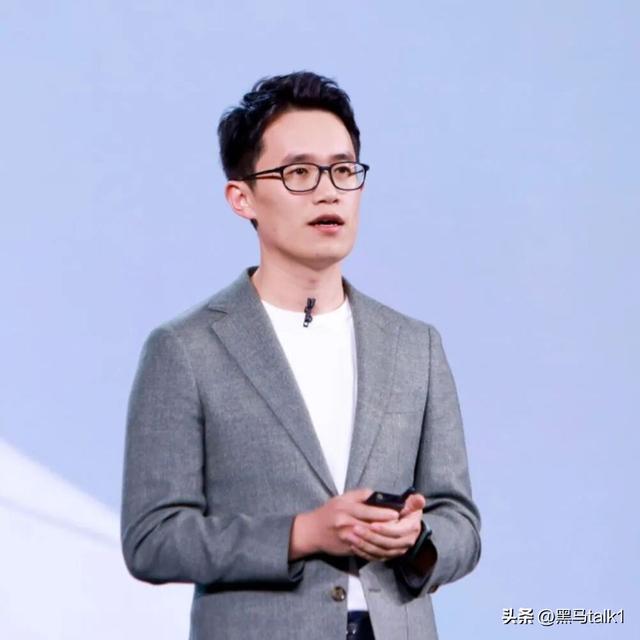 王腾离开小米不撕不闹 39岁创业做智能戒指，意外被数学家王虹带火