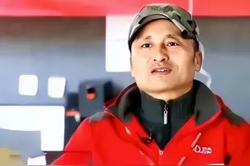 京东001号快递员金宜财：任劳任怨干了13年，刘强东给了他什么？图片