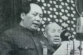 毛主席与教育必须为无产阶级政治服务图片