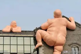 中国七大丑陋建筑物：南京北站像“卫生巾”，柳州像“大夜壶”！图片